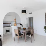 Casa Sunny アパート カルプ